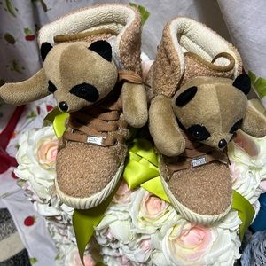 Pre-loved sherpa  Bear 🐻 Sneakers